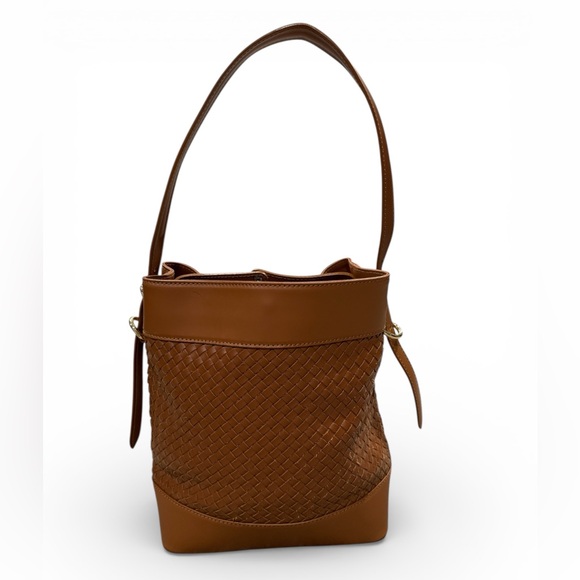 Valentina Fiore Woven Italian Leather Bucket Handbag - Picture 3 of 7